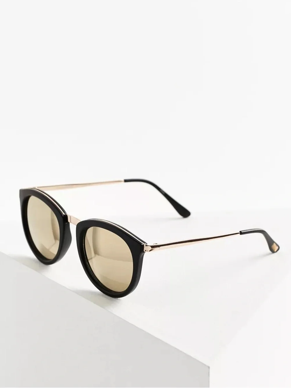 Le Specs no smirking matte black-gold Sunglasses